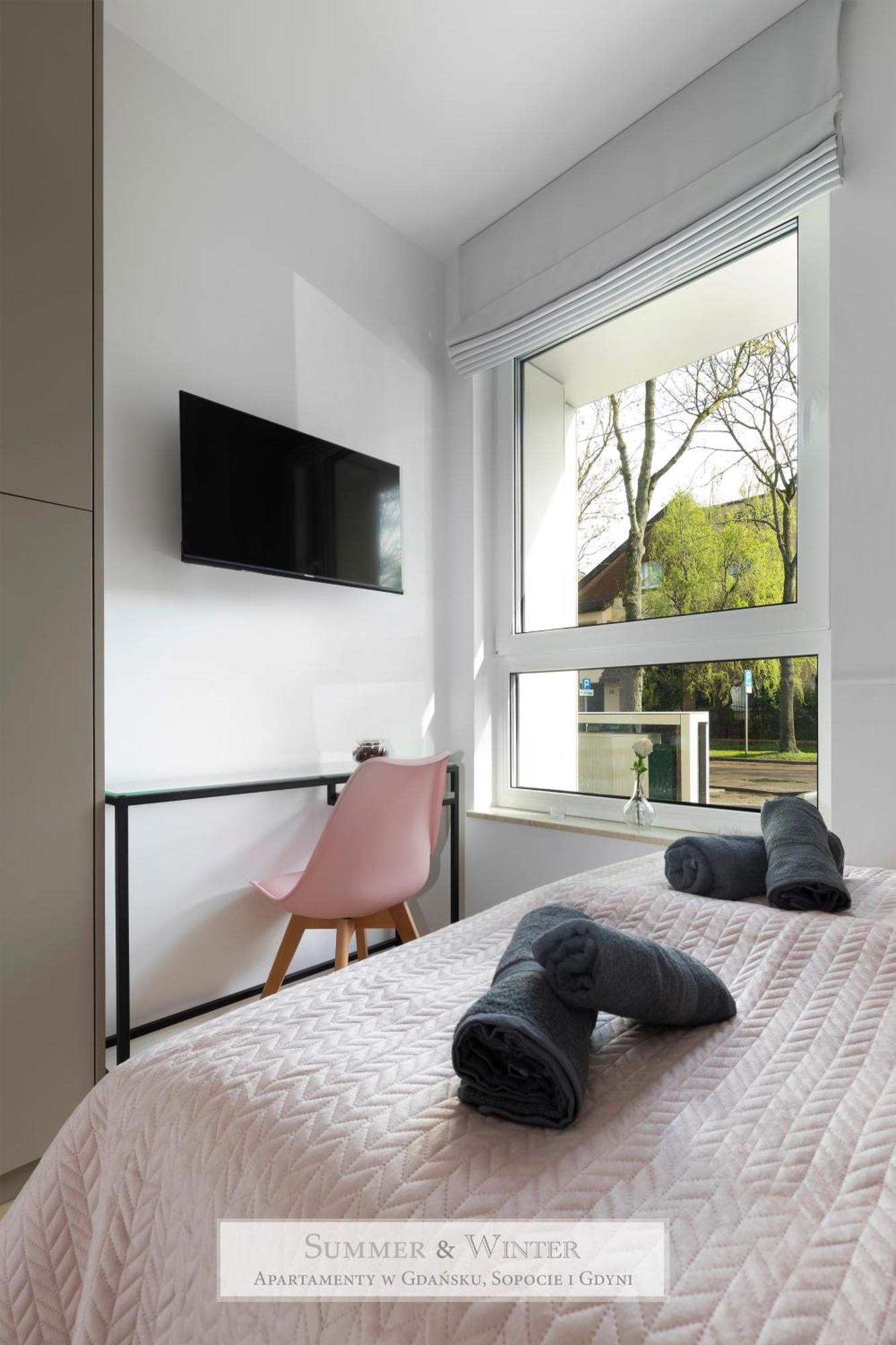 4 Stars, New Luxury Butterfly & Bike Apartments, Gdynia Orlowo, 15 Wyposazonych Mieszkan, Z Sypialnia, Winda I Platnym Parkingiem, Wysoki Standard Summerwinter, Blisko Molo Orlowo, Drog Rowerowych, Stadniny I Golf Park Bagian luar foto