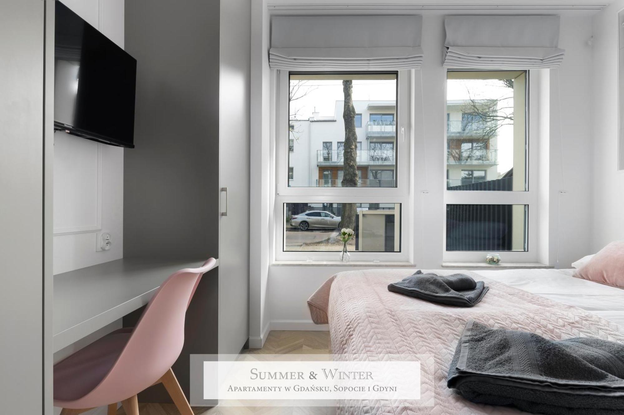 4 Stars, New Luxury Butterfly & Bike Apartments, Gdynia Orlowo, 15 Wyposazonych Mieszkan, Z Sypialnia, Winda I Platnym Parkingiem, Wysoki Standard Summerwinter, Blisko Molo Orlowo, Drog Rowerowych, Stadniny I Golf Park Bagian luar foto